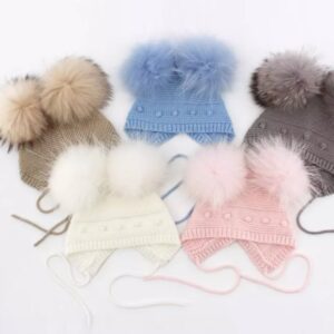 Zimowa czapka dziecięca z pomponami naturalnymi 6-12 miesięcy
