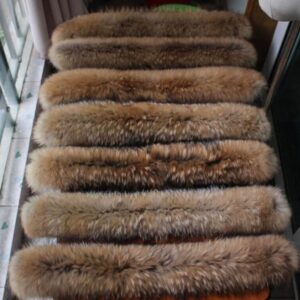 Obszycie futrzane do kaptura z jenota naturalnego długość 50 cm