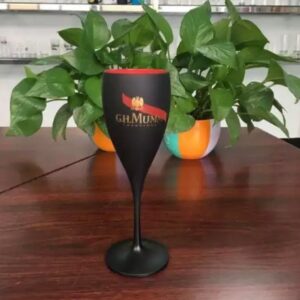 G.H. MUMM - smukły kieliszek do szampana