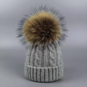 Czapka zimowa z naturalnymi pomponami z jenota dla niemowląt 6-18 miesięcy